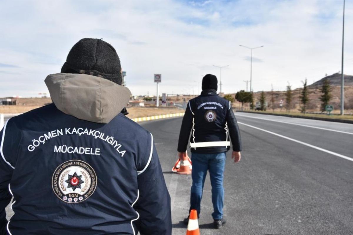 81 ildeki "Aranan Şahıslar ve G&ouml;&ccedil;men Ka&ccedil;ak&ccedil;ılığı Uygulaması"nda 2 bin 475 kişi yakalandı