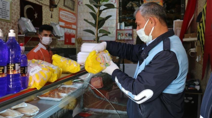 Akçakale’de kısıtlamadan muaf olan iş yerleri denetlendi