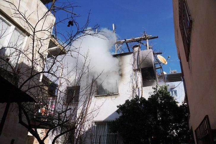 Aydın’da ev yangını; 1 yaralı G3