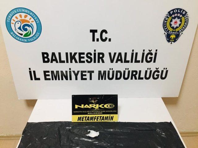 Balıkesir’de 5 uyuşturucu şüphelisi yakalandı