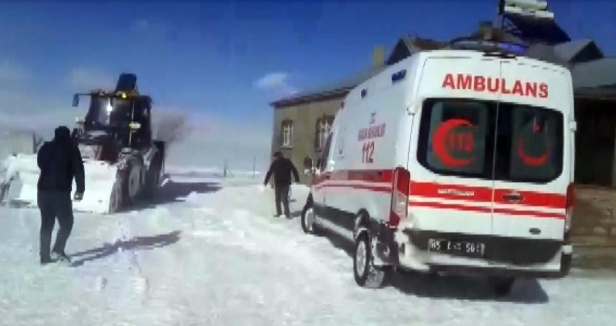 Hidrosefali hastası 1 aylık hasta bebek i&ccedil;in ekipler seferber oldu