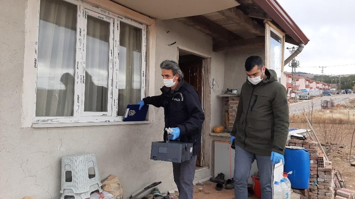 &Ccedil;orum&rsquo;da eski muhtar darp edilerek &ouml;ld&uuml;r&uuml;ld&uuml;