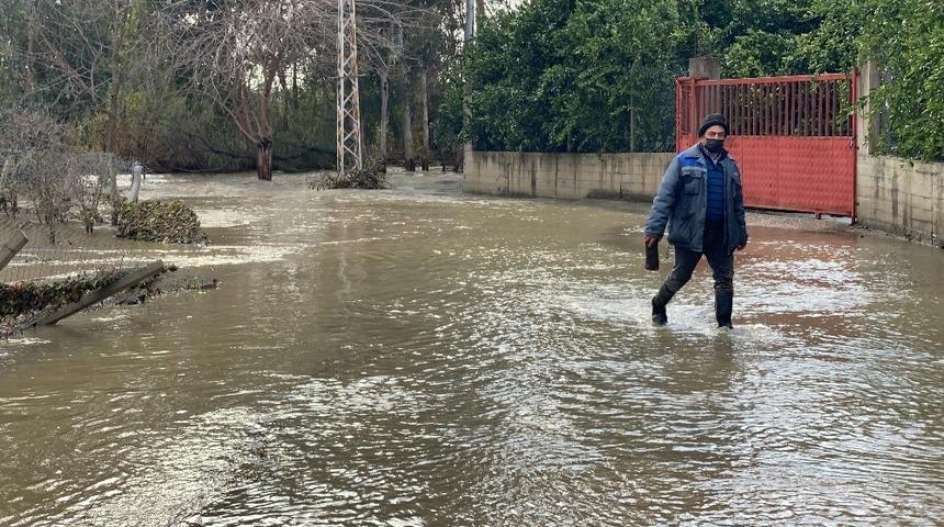 Sel ve fırtınanın vurduğu Arsuz havadan görüntülendi
