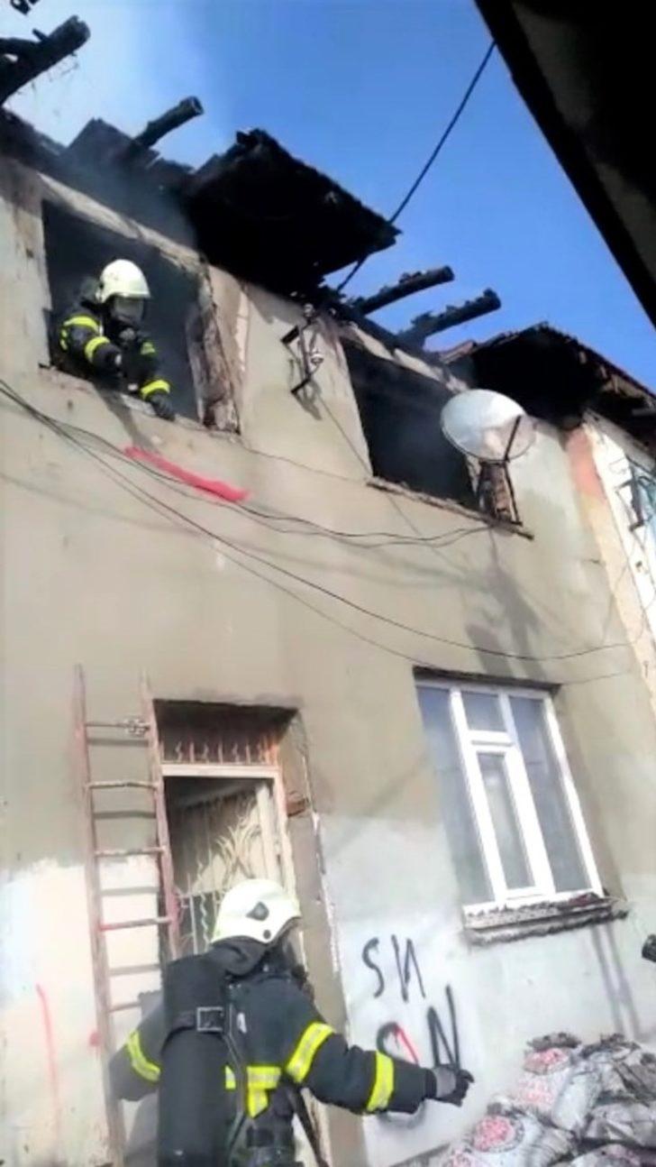 Kütahya’da korkutan yangın G2