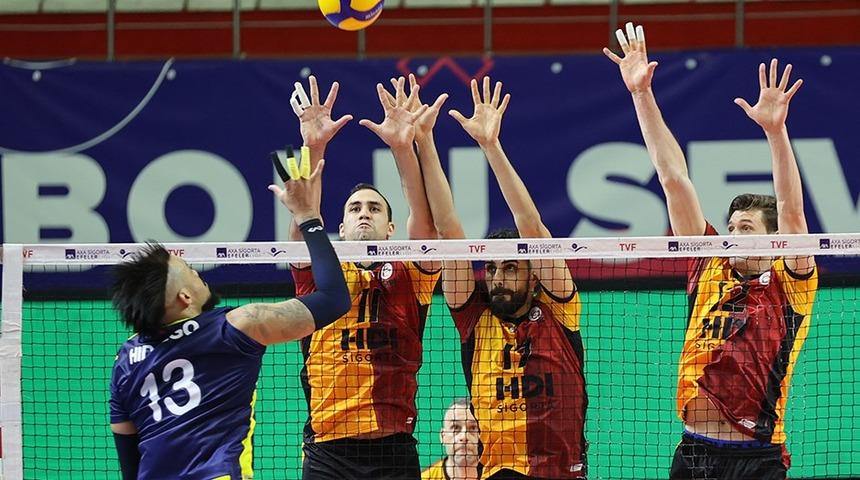 Fenerbahçe, Galatasaray'ın serisini sona erdirdi