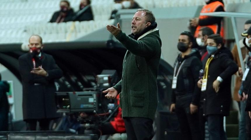 Sergen Yalçın’ın ilk derbi mağlubiyeti