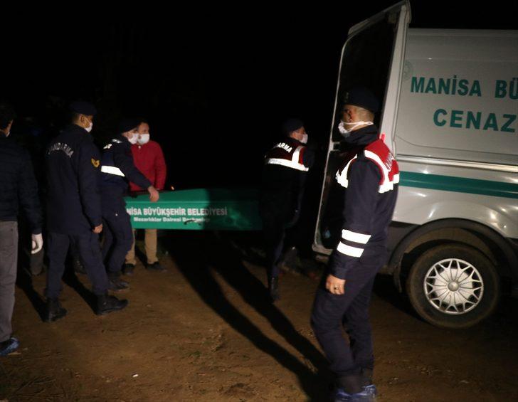 GÜNCELLEME - Manisa'da tarla yolunda 4 gencin cesetleri bulundu G4