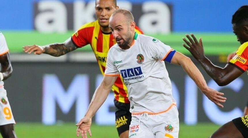 Trabzonspor, Efecan Karaca için bastırıyor