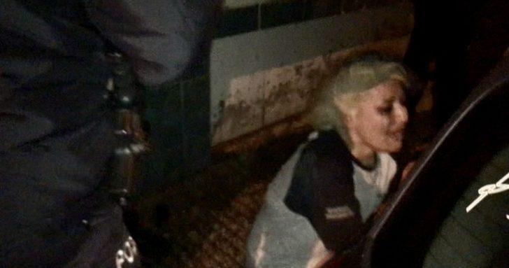 (Özel) Kısıtlamayı delen genç kadın, polise kimlik vermemek için böyle direndi G4