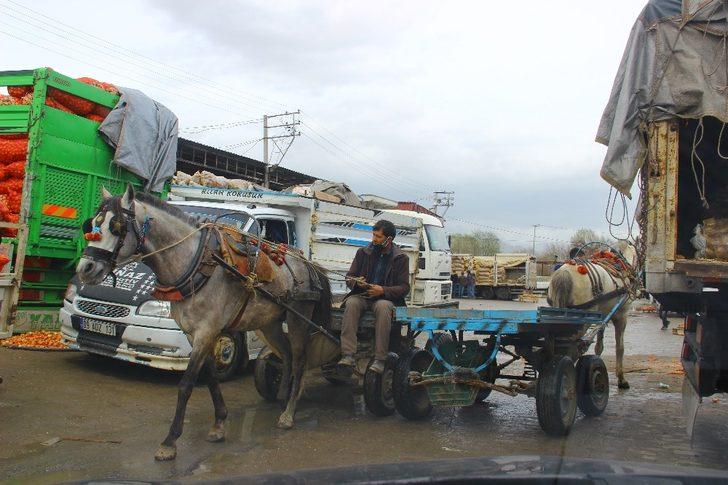 Milyonlarca insanı doyuruyorlar, kendileri ekmeğe muhtaç G5