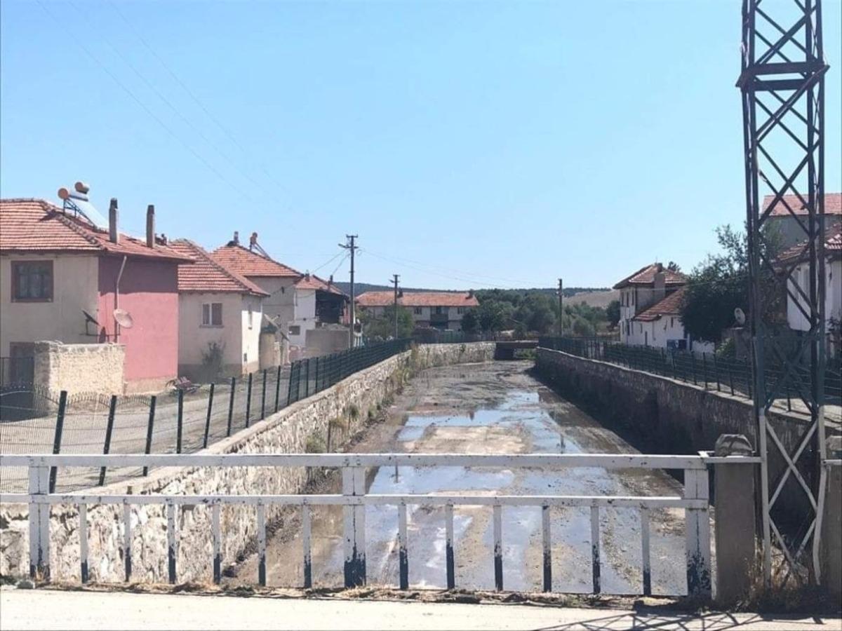 Taşkın koruma kanallarının temizliği tamamlandı