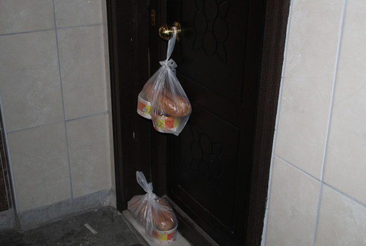 Kapısına bırakılan yemekleri almayınca polisi alarma geçirdi G4