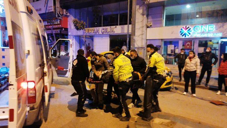 Ticari taksi ile motosiklet çarpıştı: 2 ağır yaralı G3