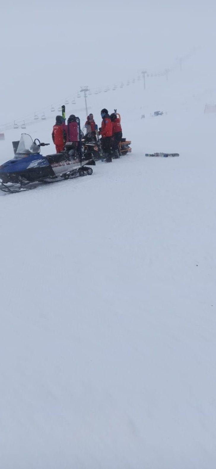 Erciyes’te mahsur kalan 100 turist JAK ekiplerince kurtardı G2