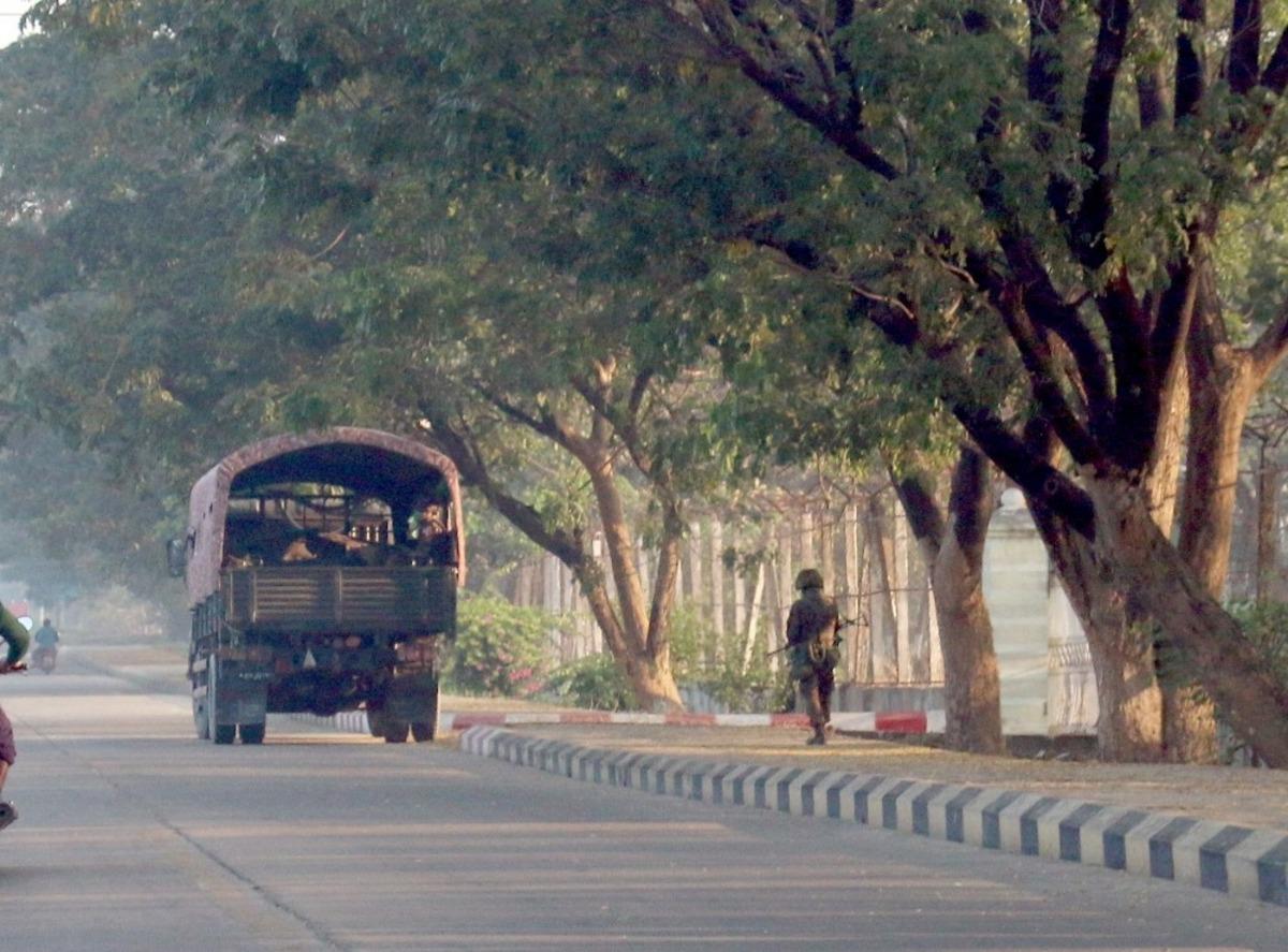 Darbe yapan Myanmar ordusundan se&ccedil;im s&ouml;z&uuml;