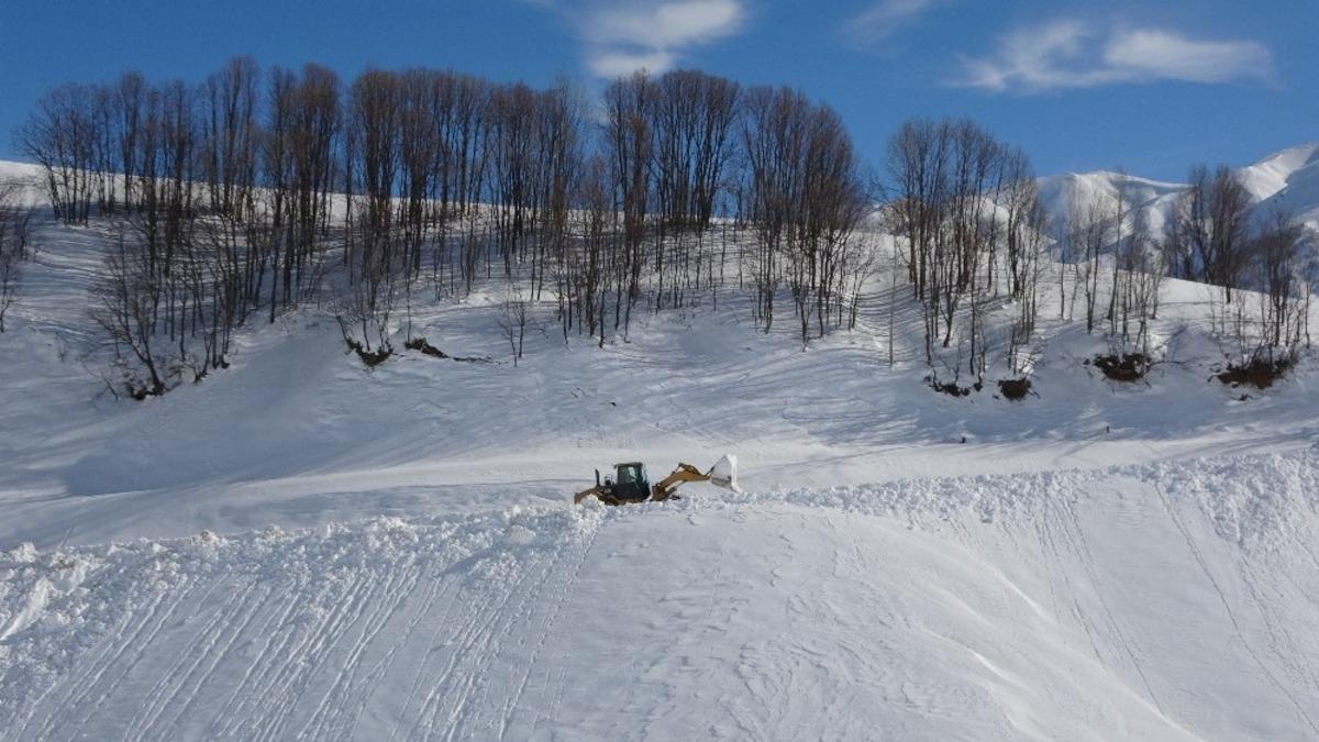 Muş&rsquo;ta 61 k&ouml;y yolu ulaşıma a&ccedil;ıldı