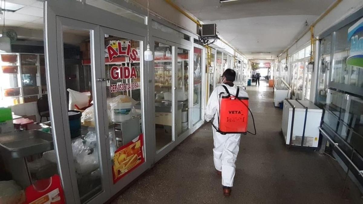 Kars&rsquo;ta dezenfekte &ccedil;alışmaları s&uuml;r&uuml;yor