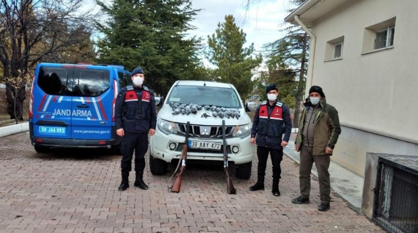 Yasadışı avlanan 2 kişi yakalandı