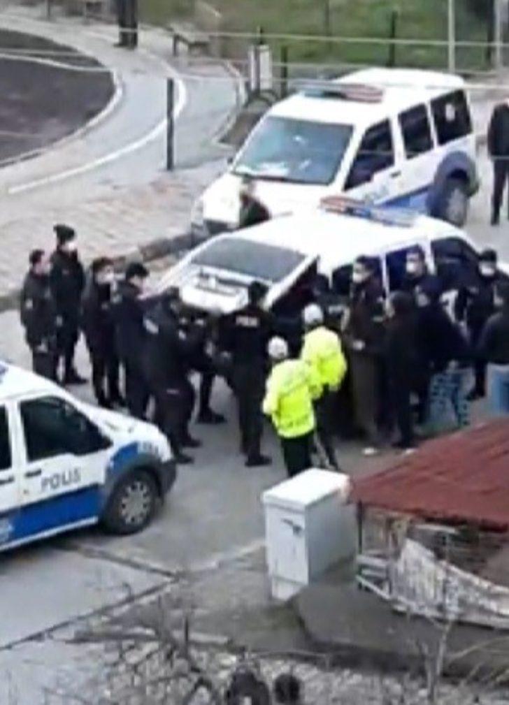 Kavgayı ayırmaya gelen polislere küfür edenler gözaltına alındı G4