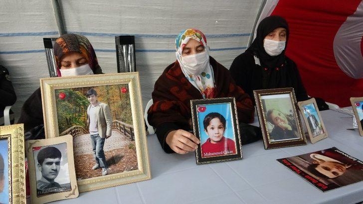 HDP önündeki ailelerden çocuklarına ’Dönün’ çağrısı G2