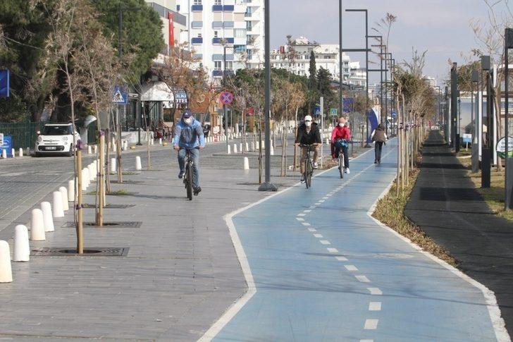 Hafta sonu kısıtlamayı ihlal eden 493 kişiye ceza yağdı G2