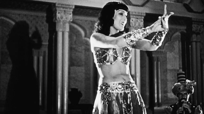 Mata Hari’yi tahtından edecek olan ilk Türk ajan dansöz: Emine Adalet Pee