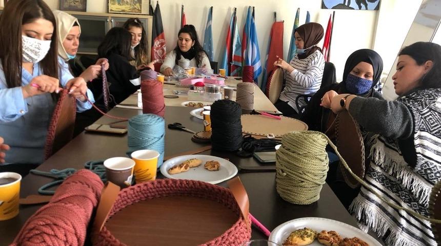 Denizli &Uuml;lk&uuml; Ocakları&rsquo;ndan Asenalara hobi at&ouml;lyesi