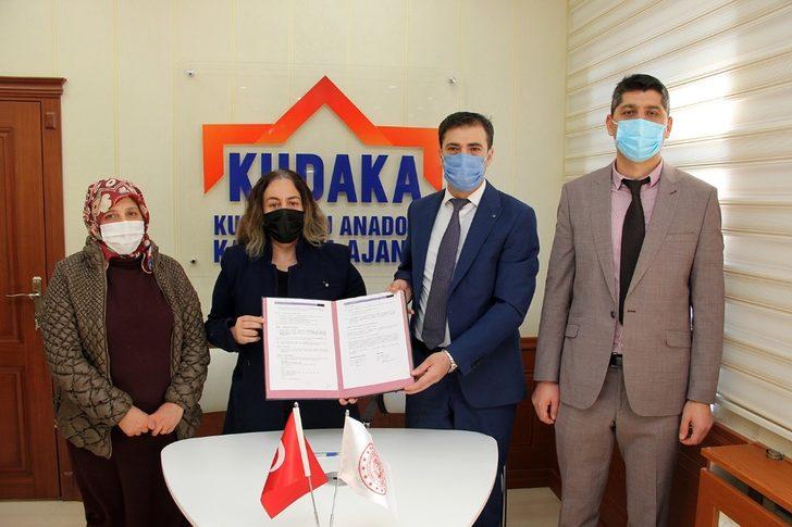 “Kadının Eli Hayata Değer Katıyor” projesi destek sözleşmesi imzalandı G1