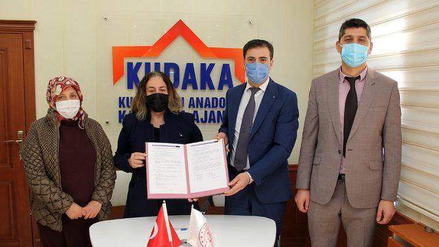 “Kadının Eli Hayata Değer Katıyor” projesi destek sözleşmesi imzalandı