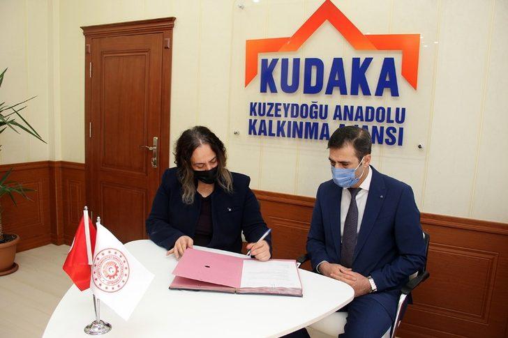 “Kadının Eli Hayata Değer Katıyor” projesi destek sözleşmesi imzalandı G2