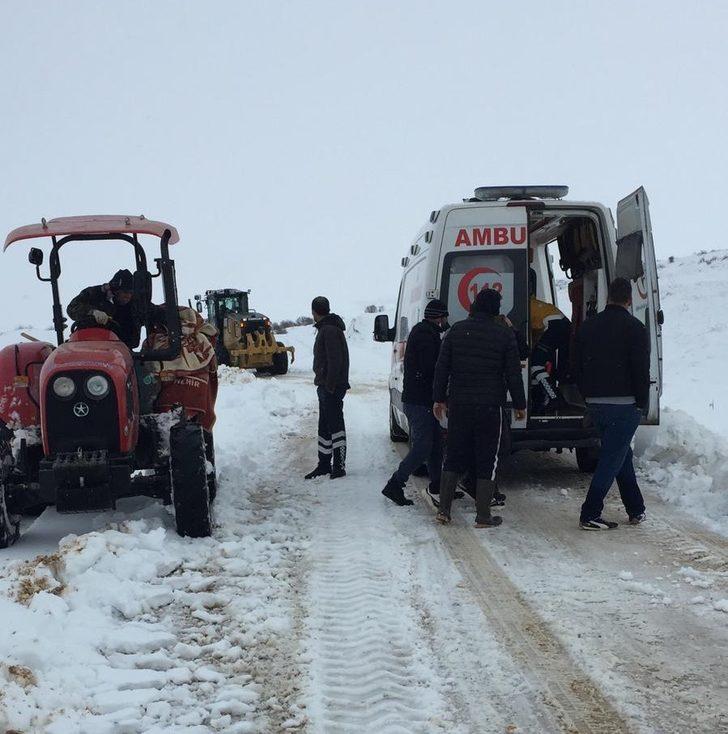 Diyarbakır Büyükşehir Belediyesi, karla mücadele çalışmalarını sürdürüyor G4