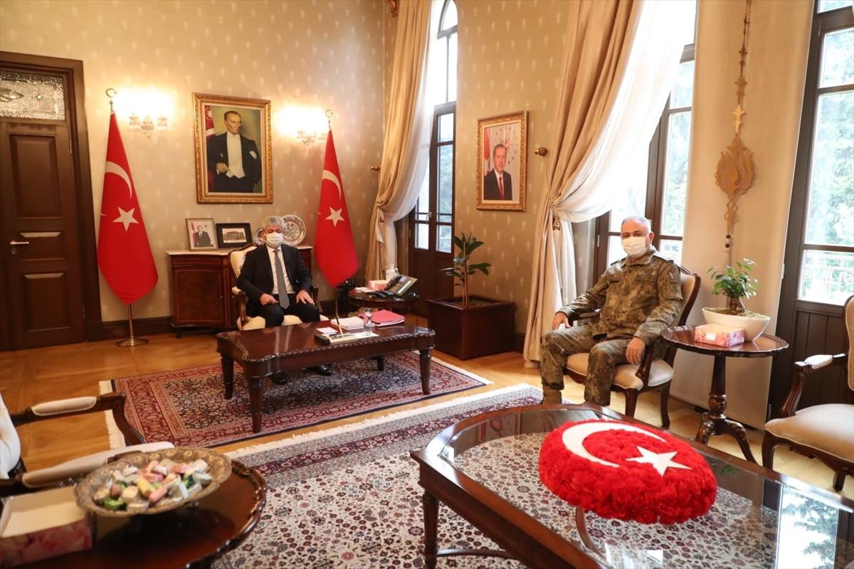 2. Ordu Komutanı Orgeneral Metin G&uuml;rak'tan, Hatay Valisi Rahmi Doğan'a ziyaret