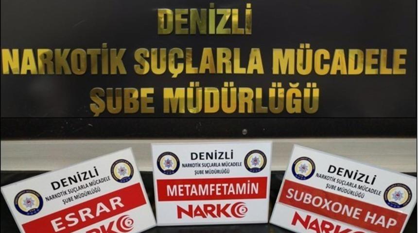 Belindeki kuşağa gizlediği uyuşturucu polisin dikkatinden ka&ccedil;madı