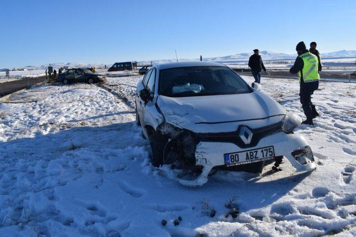 Sivas’ta trafik kazası:6 yaralı G4