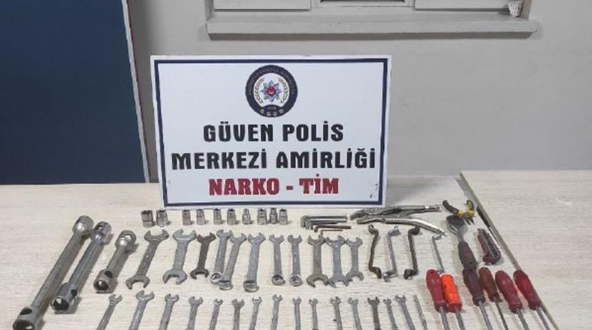 İngiliz anahtar takımını çalan hırsız tutuklandı