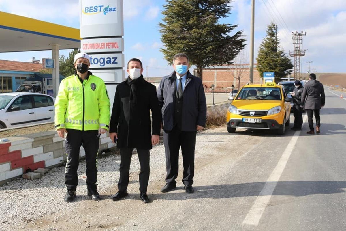 Kaymakam G&ouml;rm&uuml;ş uygulama noktasını denetledi