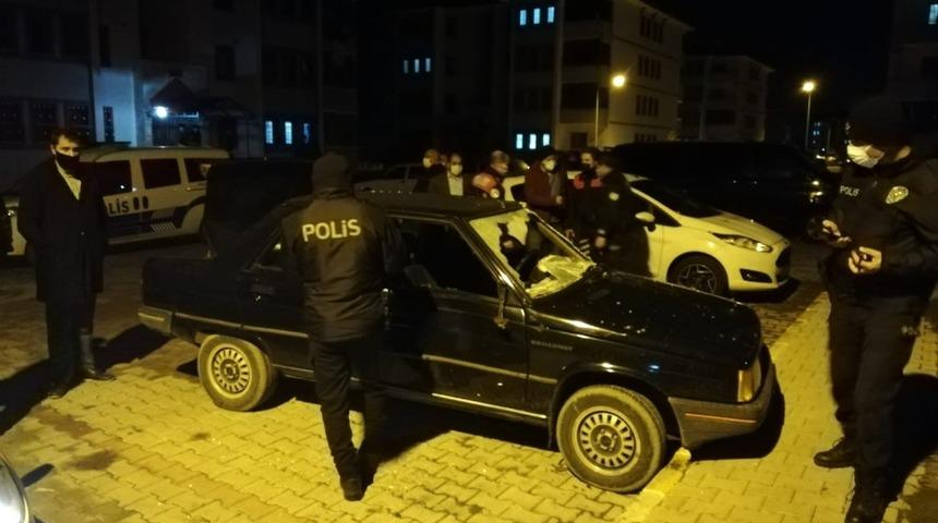 Pompalı tüfekle otomobile zarar veren 2 şüpheli gözaltına alındı