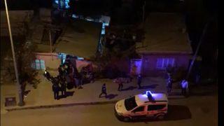 50 metrekare avluda 100 kişilik düğün törenine polis baskını