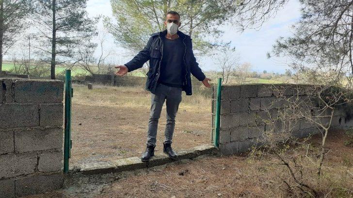 Mezarlık kapılarını çalan hırsızlar köylüleri isyan ettirdi G2