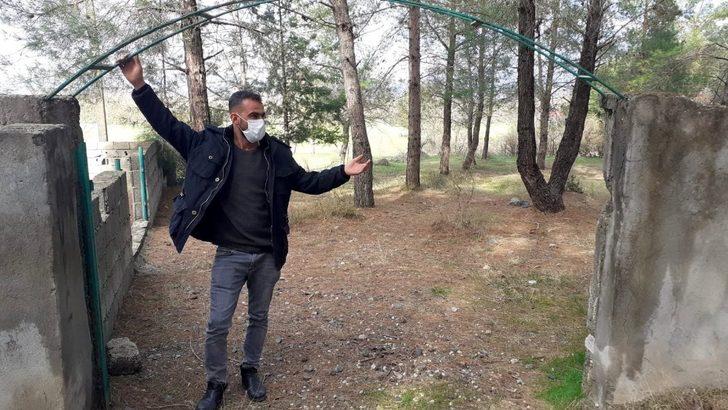 Mezarlık kapılarını çalan hırsızlar köylüleri isyan ettirdi G3