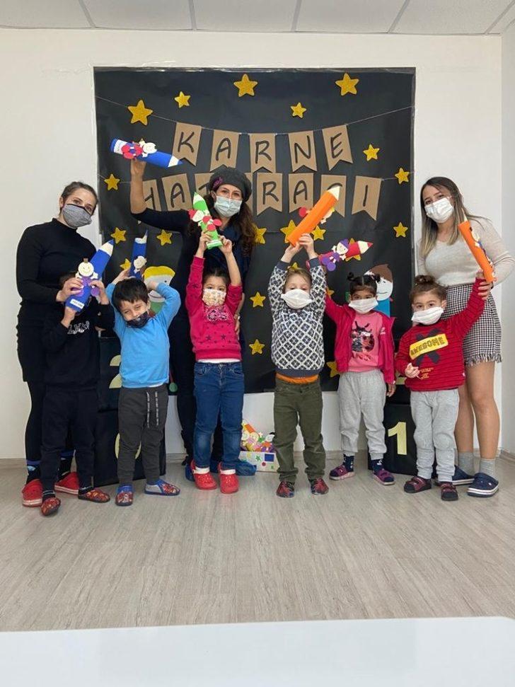 Büyükşehir Belediyesinin kreşlerinde miniklerin karne sevinci G4