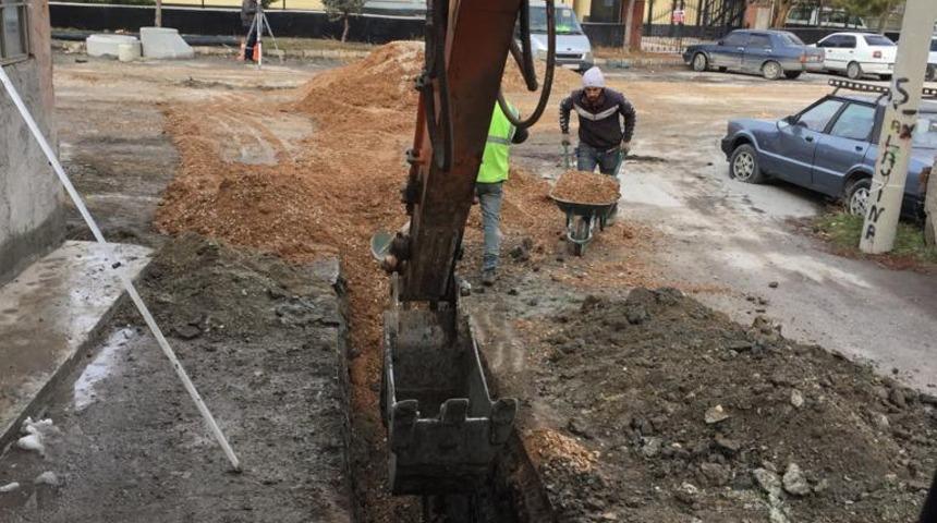 K&uuml;tahya&rsquo;da kanalizasyon hattı &ccedil;alışmaları