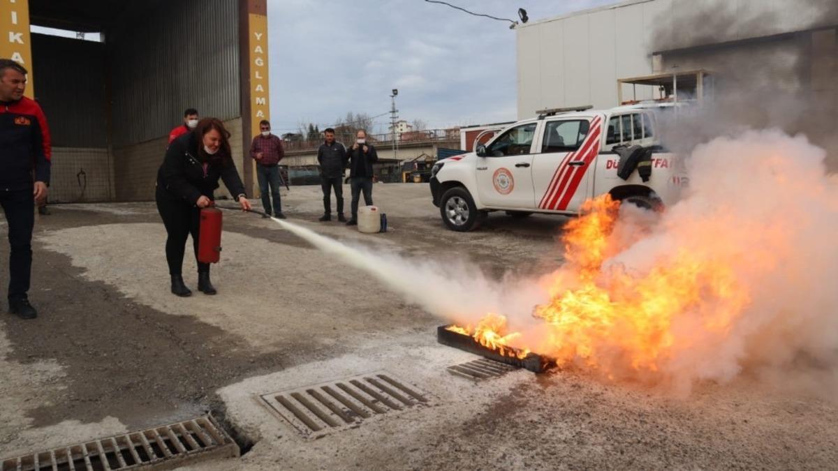 Belediye personeline yangın eğitimi