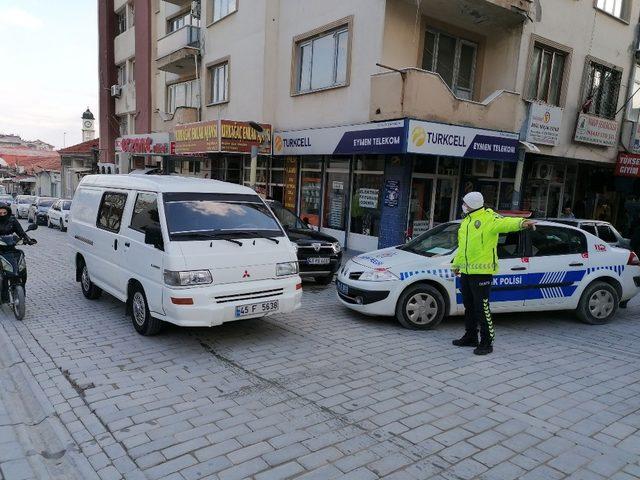 Kırkağaç’ta ilçe trafiğinde düzenleme yapıldı