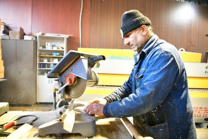 Güvercinler için renkli yuvalar G3