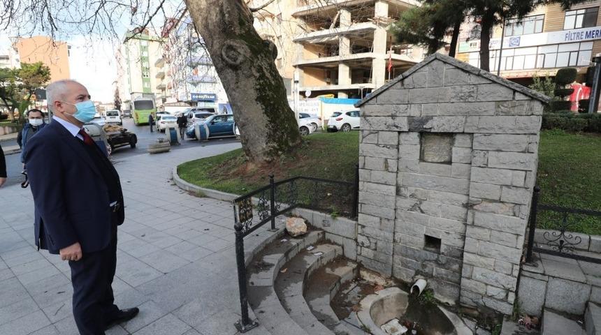 Başkan Büyükgöz, Çınaraltı Çeşmesi’nde incelemede bulundu