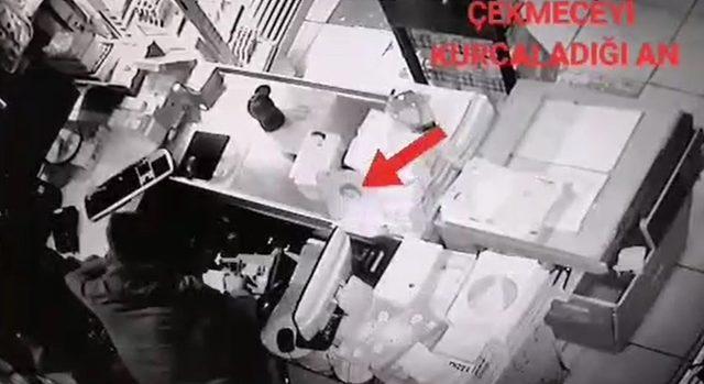 Emekleyerek gizlenen hırsız kıskıvrak yakalandı 1