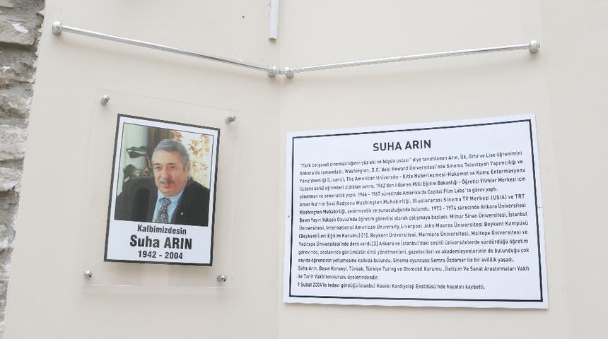 T&uuml;rk Belgesel Sinemacılığının Usta Y&ouml;netmeni Suha Arın &ouml;l&uuml;m yıld&ouml;n&uuml;m&uuml;nde anıldı