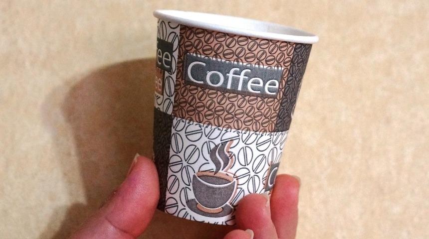 Tek kullanımlık karton bardaklara dikkat