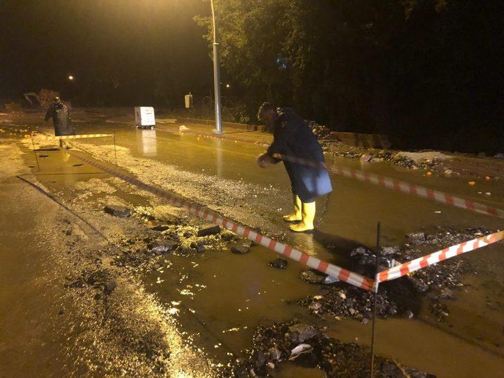 Kemer’de sağanak yağışa karşı tedbirler alındı G5